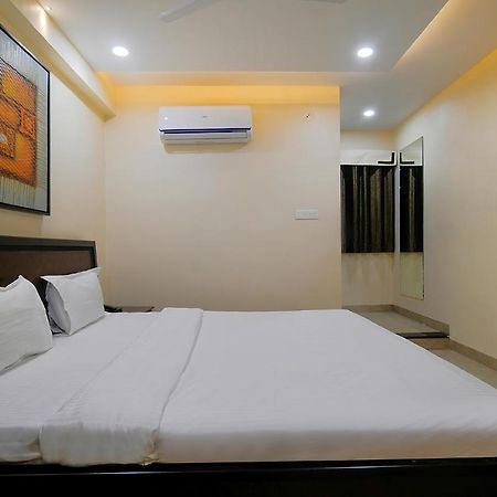 Fabhotel Imperial Regency Indore Exteriör bild