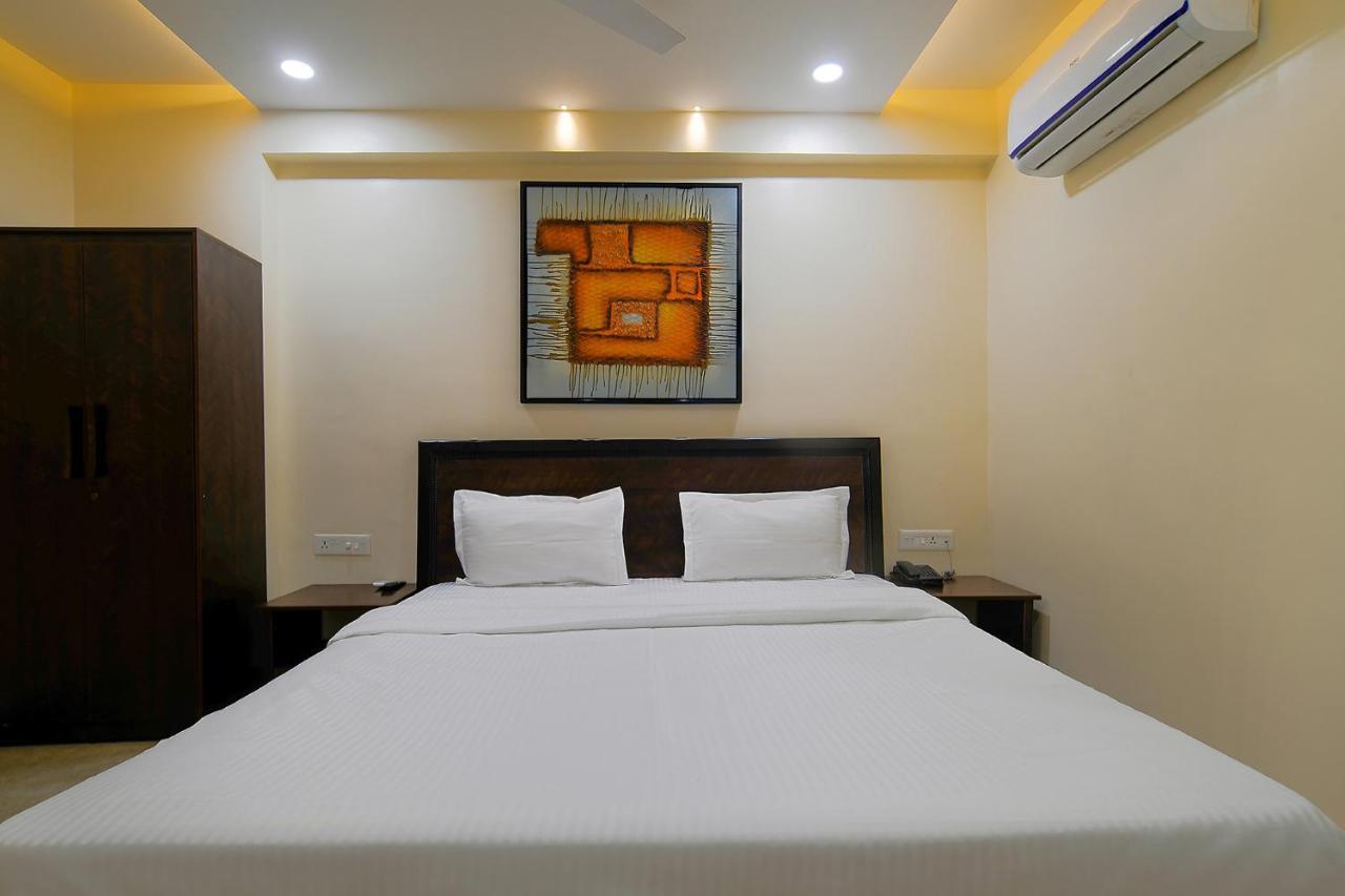 Fabhotel Imperial Regency Indore Exteriör bild