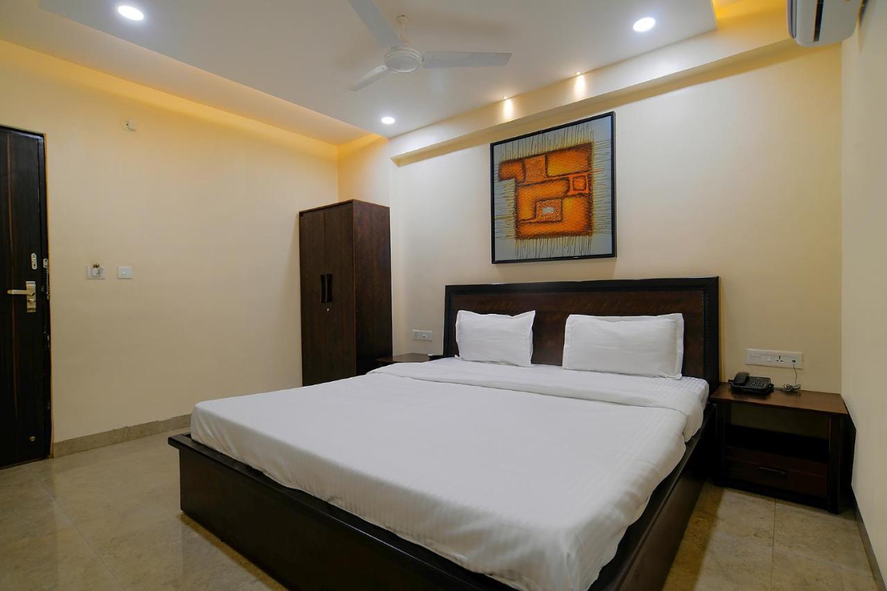 Fabhotel Imperial Regency Indore Exteriör bild