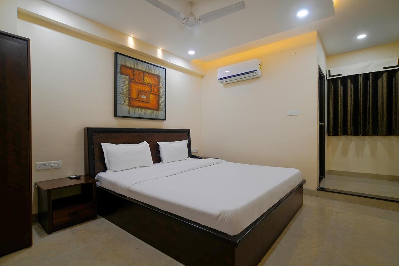 Fabhotel Imperial Regency Indore Exteriör bild