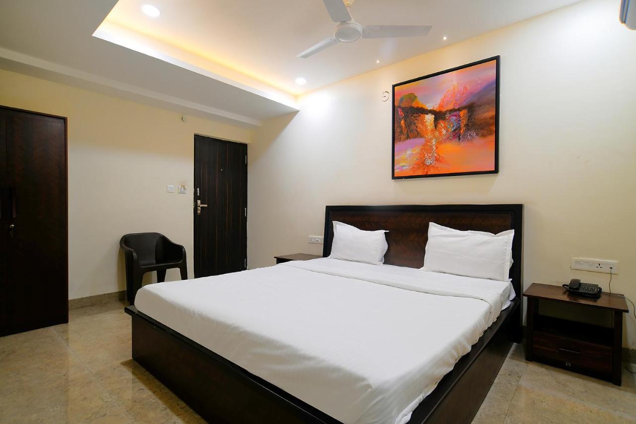 Fabhotel Imperial Regency Indore Exteriör bild