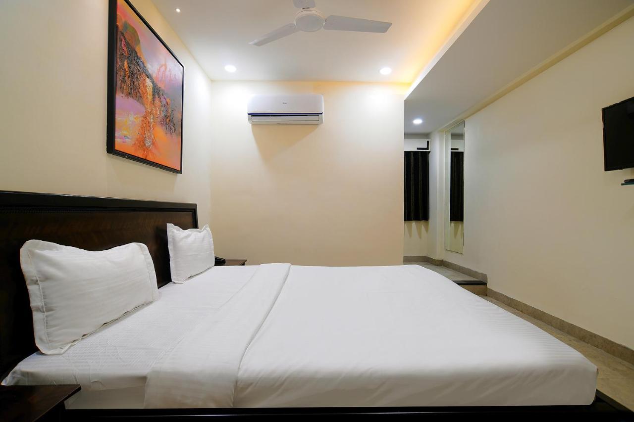 Fabhotel Imperial Regency Indore Exteriör bild